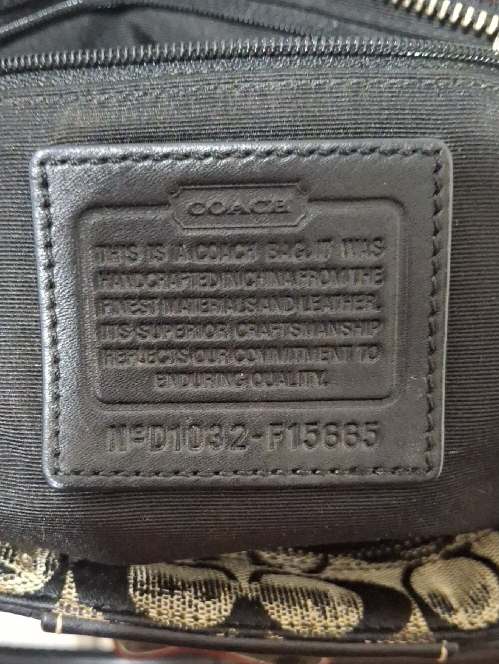 Coach Hamptons Signature Carryall Tote - Picture 2 of 14
